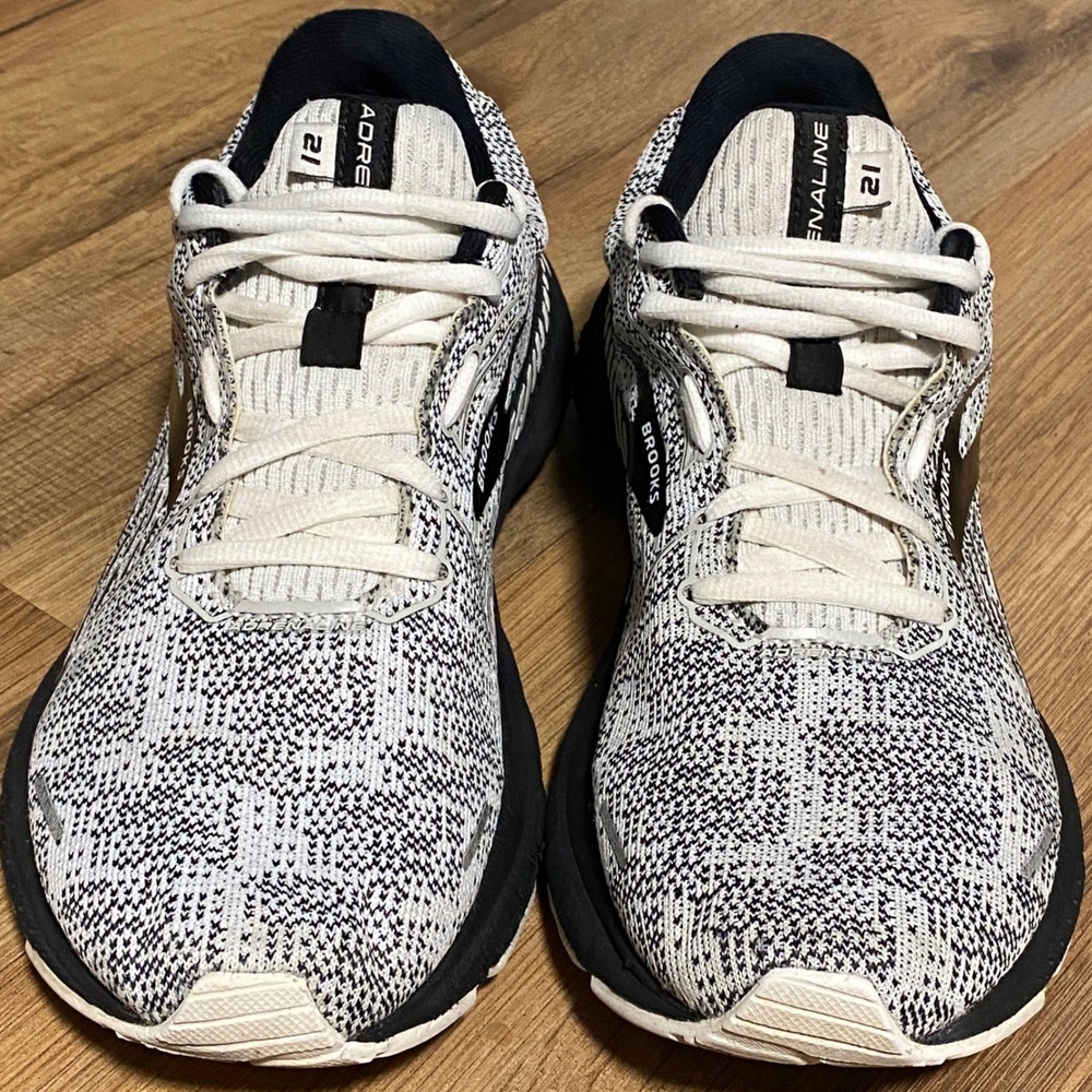 Brooks Adrenaline GTS 21 Womens Running Shoes Size 9.5 Black White NO INSERTS! - Picture 2 of 9